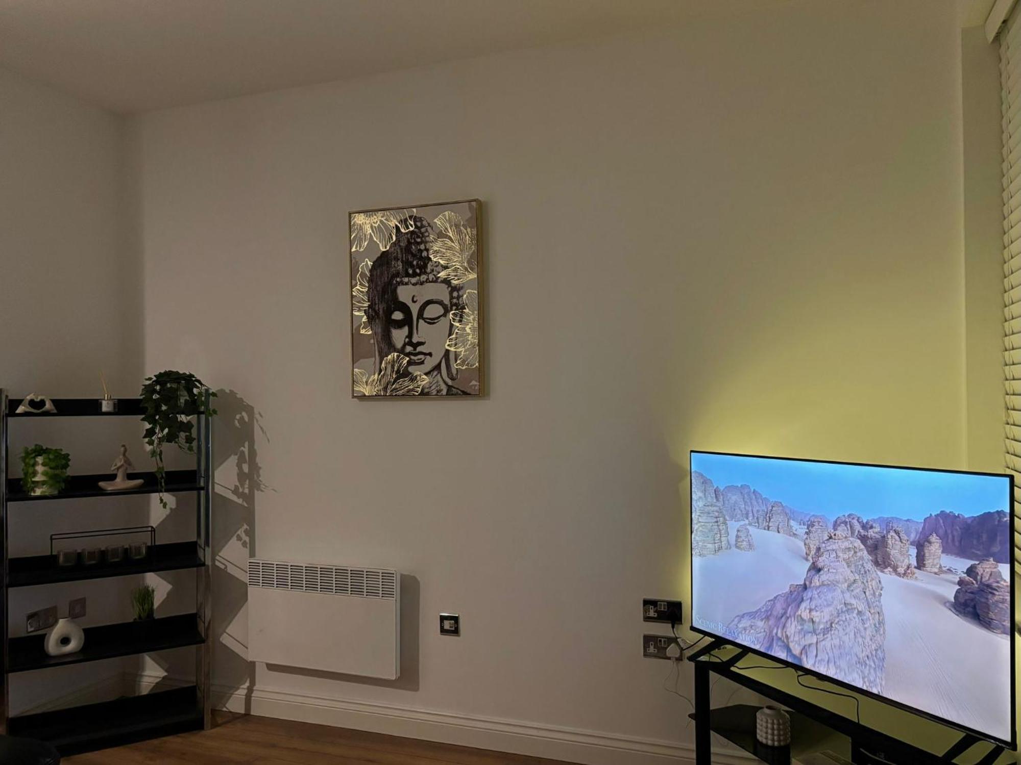 24-7 Secured City Centre Apartments With Free Underground Parking And Wifi Birmingham Bagian luar foto